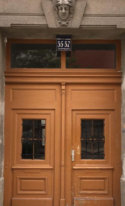 16 C&J'S Apartment Vienna Exterior photo